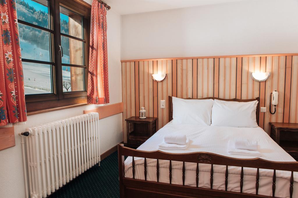 Hotel L'Aubergade Морзин Экстерьер фото